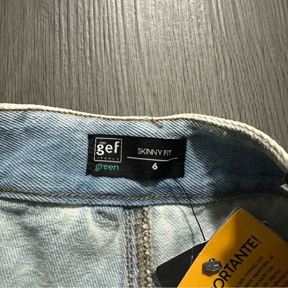 Gef France Light Acid Wash Distressed Skinny Fit Lepi‎ Denim Shorts Size 6 - Picture 4 of 9